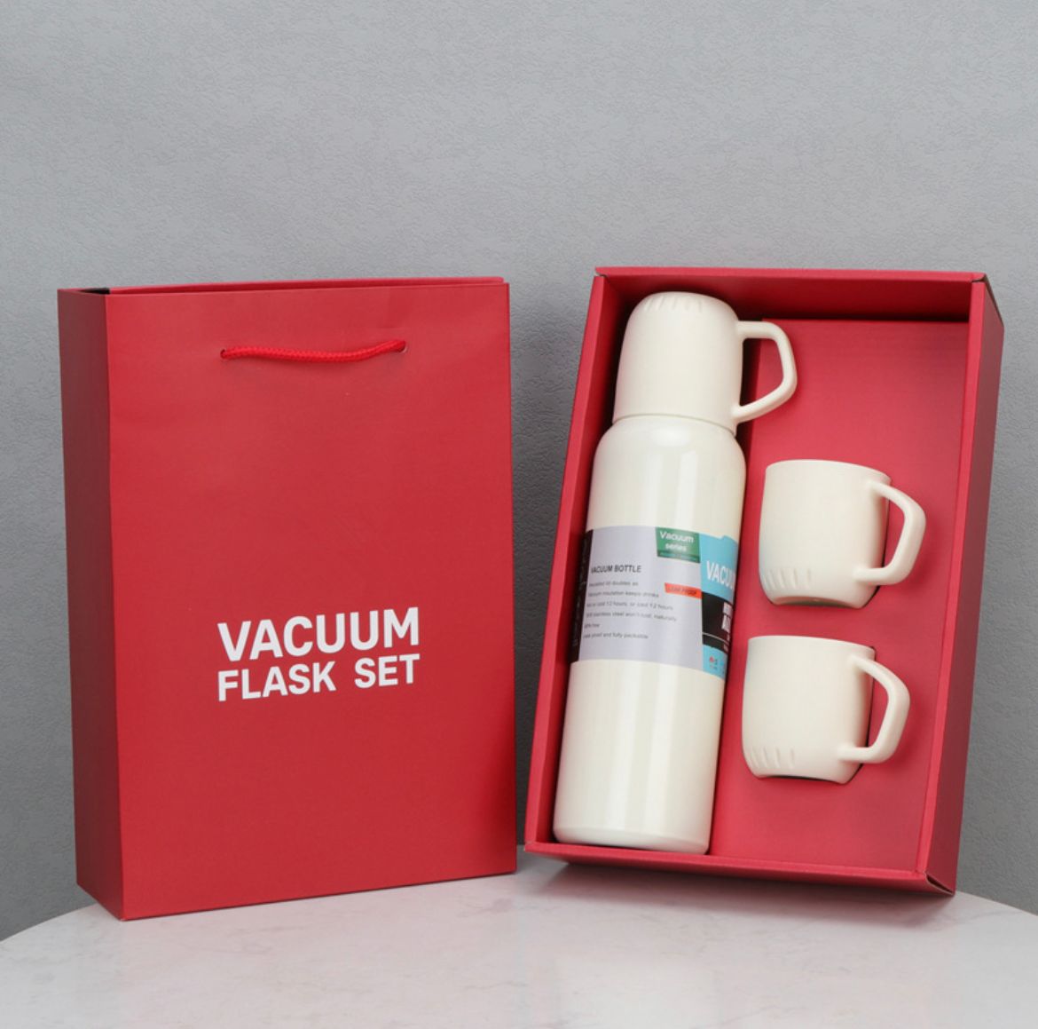 Set de Termo con Tres Tazas